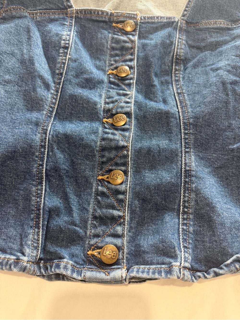 Lee Women’s Denim Button-Up Top - Picture 2 of 4
